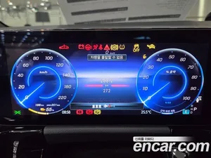 Mercedes-Benz EQA, 2025 — миниатюра 12
