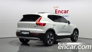 Volvo XC40, 2025 — миниатюра 1