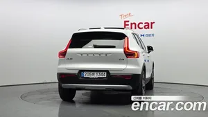 Volvo XC40, 2025 — миниатюра 3