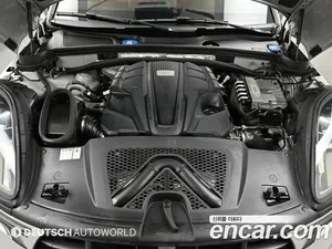 Porsche Macan, 2021 — миниатюра 6