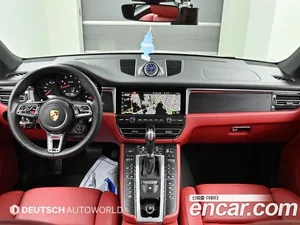 Porsche Macan, 2021 — миниатюра 7