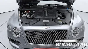 Bentley Bentayga, 2017 — миниатюра 6