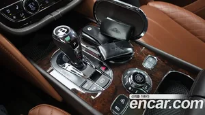 Bentley Bentayga, 2017 — миниатюра 9