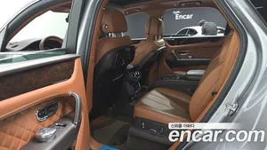 Bentley Bentayga, 2017 — миниатюра 11