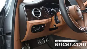 Bentley Bentayga, 2017 — миниатюра 13