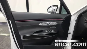 Genesis GV70, 2024 — миниатюра 14