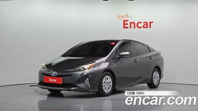 Toyota Prius, 2017 — фото автомобиля из Кореи