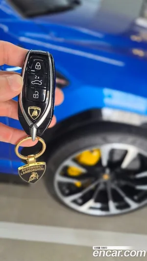 Lamborghini Urus, 2022 — миниатюра 14