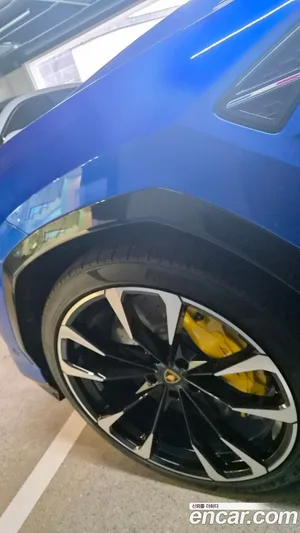 Lamborghini Urus, 2022 — миниатюра 15