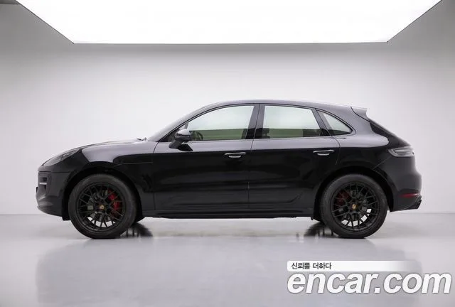 Porsche Macan, 2020 — фото автомобиля из Кореи