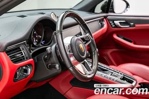 Porsche Macan, 2020 — миниатюра 11
