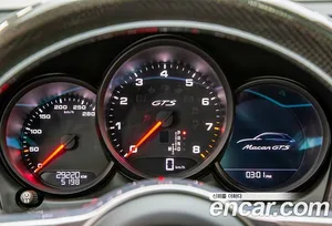Porsche Macan, 2020 — миниатюра 16