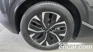Kia EV6, 2023 — миниатюра 5