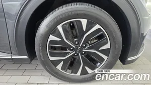 Kia EV6, 2023 — миниатюра 7