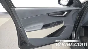 Kia EV6, 2023 — миниатюра 14