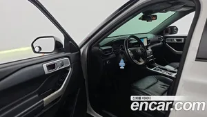 Ford Explorer, 2020 — миниатюра 13