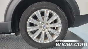 Ford Explorer, 2020 — миниатюра 7