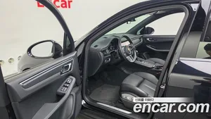 Porsche Macan, 2019 — миниатюра 13
