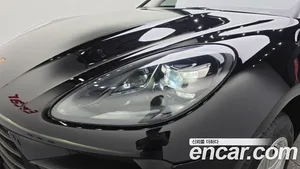 Porsche Macan, 2019 — миниатюра 8