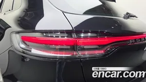 Porsche Macan, 2019 — миниатюра 9