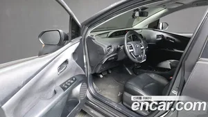 Toyota Prius, 2017 — миниатюра 10