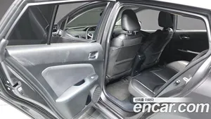 Toyota Prius, 2017 — миниатюра 12