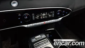 Genesis GV70, 2023 — миниатюра 23