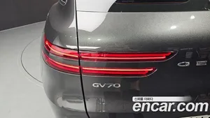 Genesis GV70, 2023 — миниатюра 8