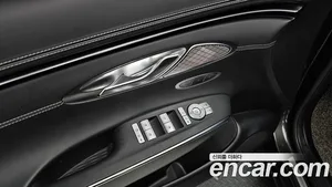 Genesis GV70, 2023 — миниатюра 31