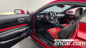Ford Mustang, 2022 — миниатюра 13