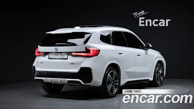 BMW X1, 2023 — фото автомобиля из Кореи