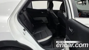 Kia Stonic, 2018 — миниатюра 17