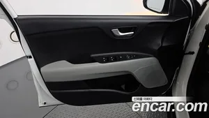 Kia Stonic, 2018 — миниатюра 14