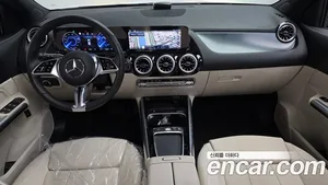 Mercedes-Benz EQA, 2025 — миниатюра 10
