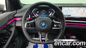 BMW 5-Series, 2025 — миниатюра 13