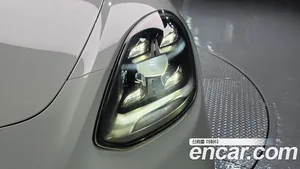 Porsche Panamera, 2019 — миниатюра 8