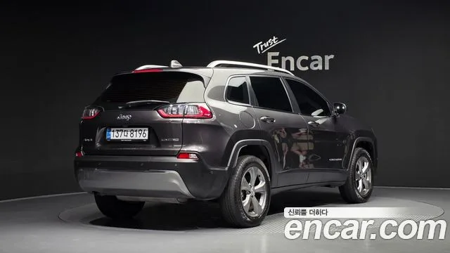 Jeep Cherokee, 2021 — фото автомобиля из Кореи