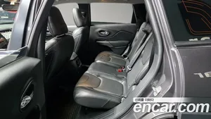 Jeep Cherokee, 2021 — миниатюра 15
