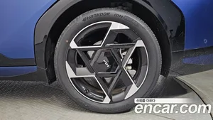 Kia EV4, 2025 — миниатюра 6