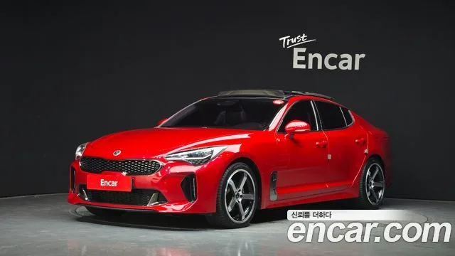 Kia Stinger, 2017 — фото автомобиля из Кореи