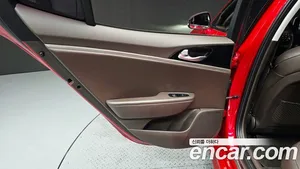 Kia Stinger, 2017 — миниатюра 15