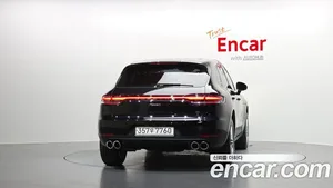 Porsche Macan, 2019 — миниатюра 3