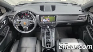 Porsche Macan, 2019 — миниатюра 9