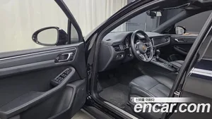 Porsche Macan, 2019 — миниатюра 12