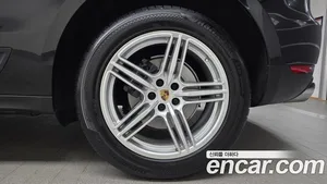 Porsche Macan, 2019 — миниатюра 6