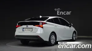 Toyota Prius, 2022 — миниатюра 2