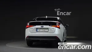 Toyota Prius, 2022 — миниатюра 4