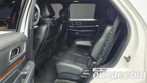 Ford Explorer, 2017 — миниатюра 11