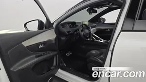 Peugeot 5008, 2021 — миниатюра 13