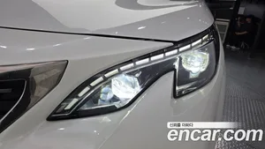 Peugeot 5008, 2021 — миниатюра 8